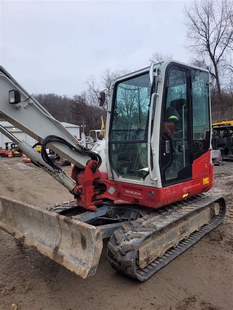 used takeuchi tb135